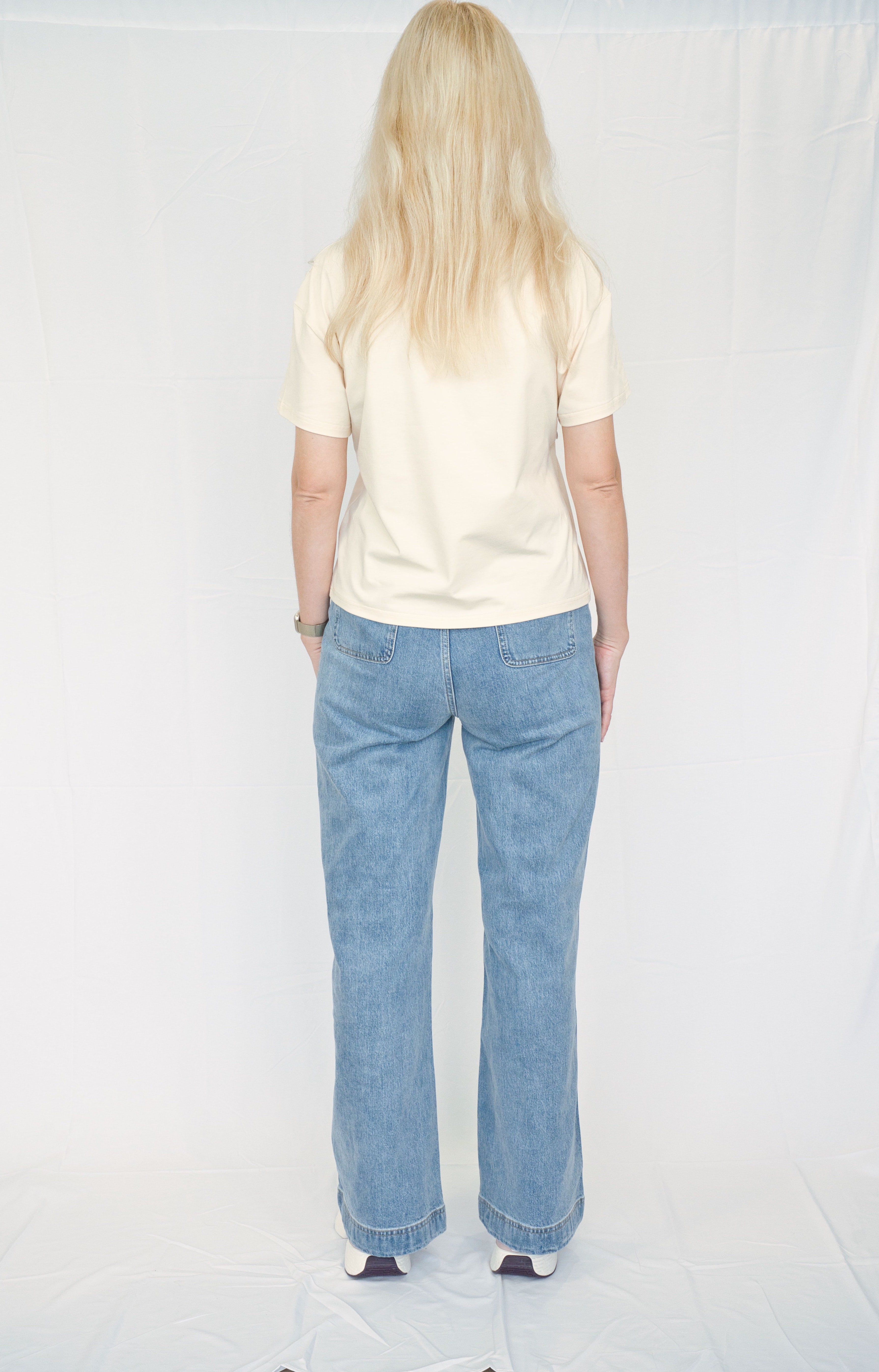 Beige Breastfeeding Tee with Hidden Zip – "Zip Sip Repeat"
